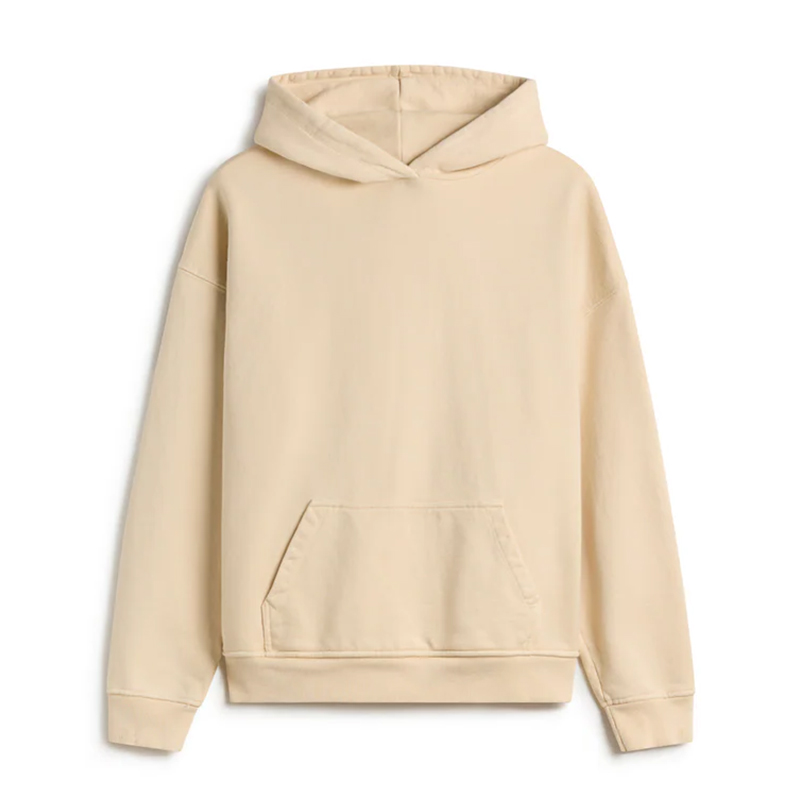 hongfeng’s winter hoodie ensures superior warmth with high-quality materials and design.